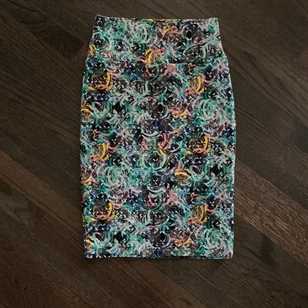 Lularoe Cassie skirt